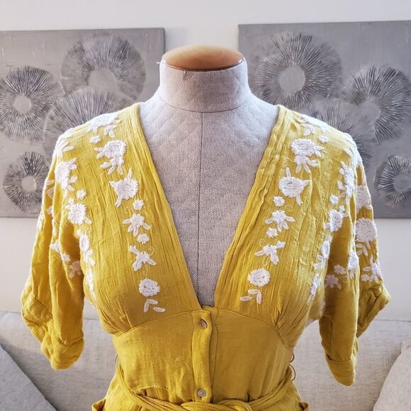 Free People Love to Love You Embroidered Button-Up Midi Dress size XS - Picture 5 of 13